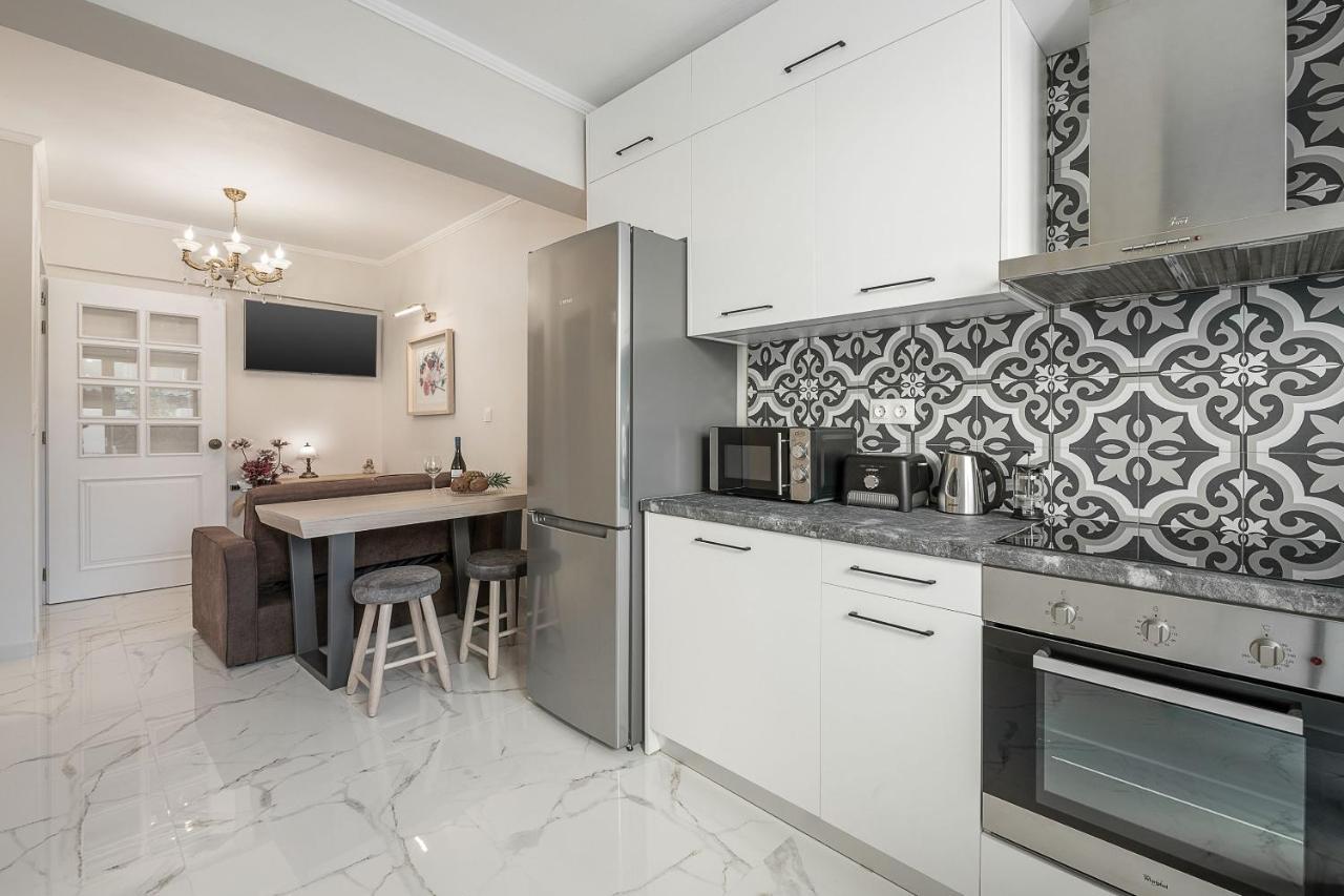 Elvira City Apartment Hriszí Aktí Haniá Kültér fotó